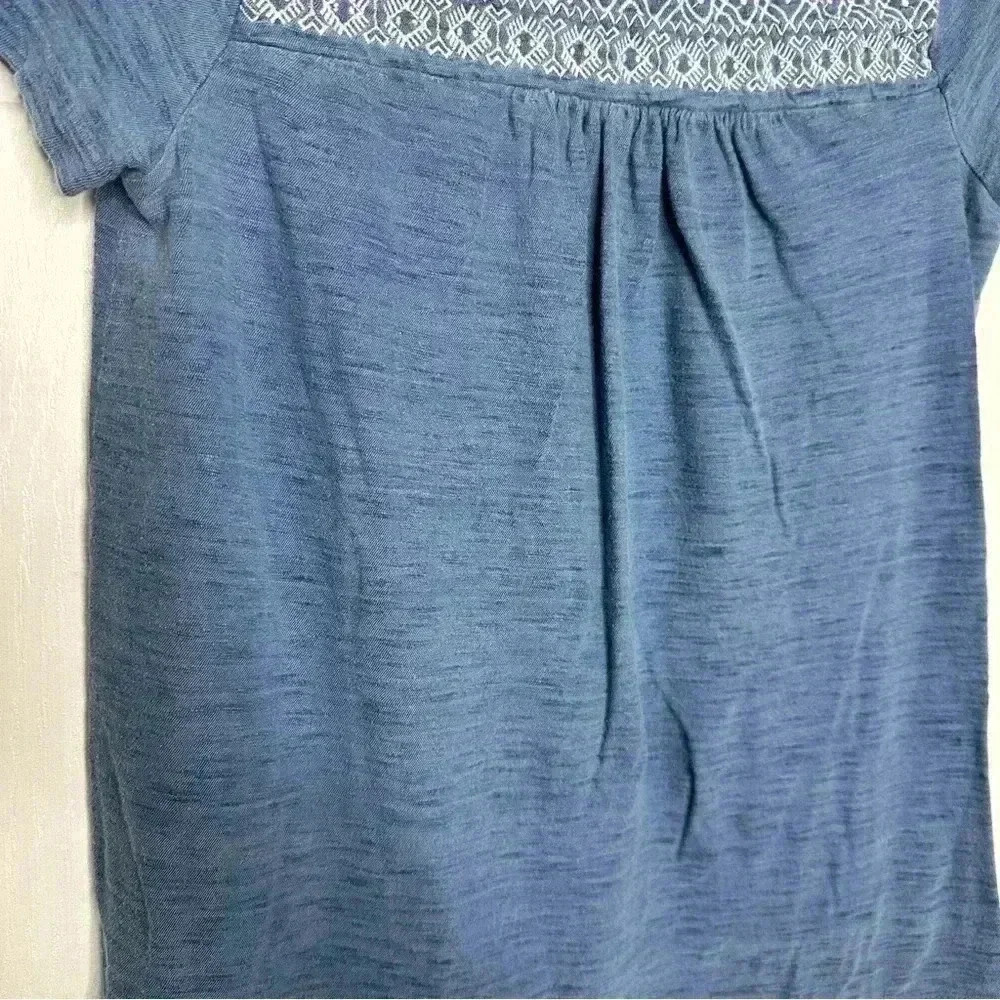 Joe Fresh T-Shirt Embroidered  Blue & White Size Extra Small - Picture 2 of 16